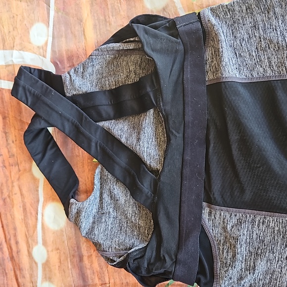 Xs Lululemon tank top - Picture 6 of 6